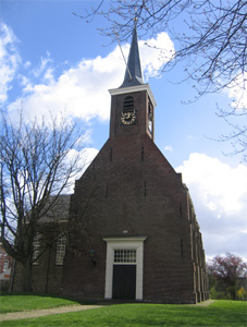 Vooraanzicht Dorpskerk